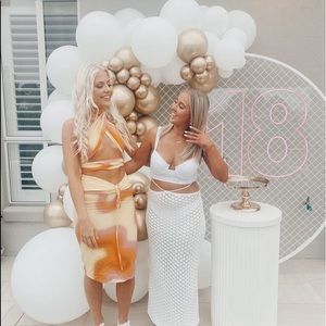 Meet your Posher, Maya